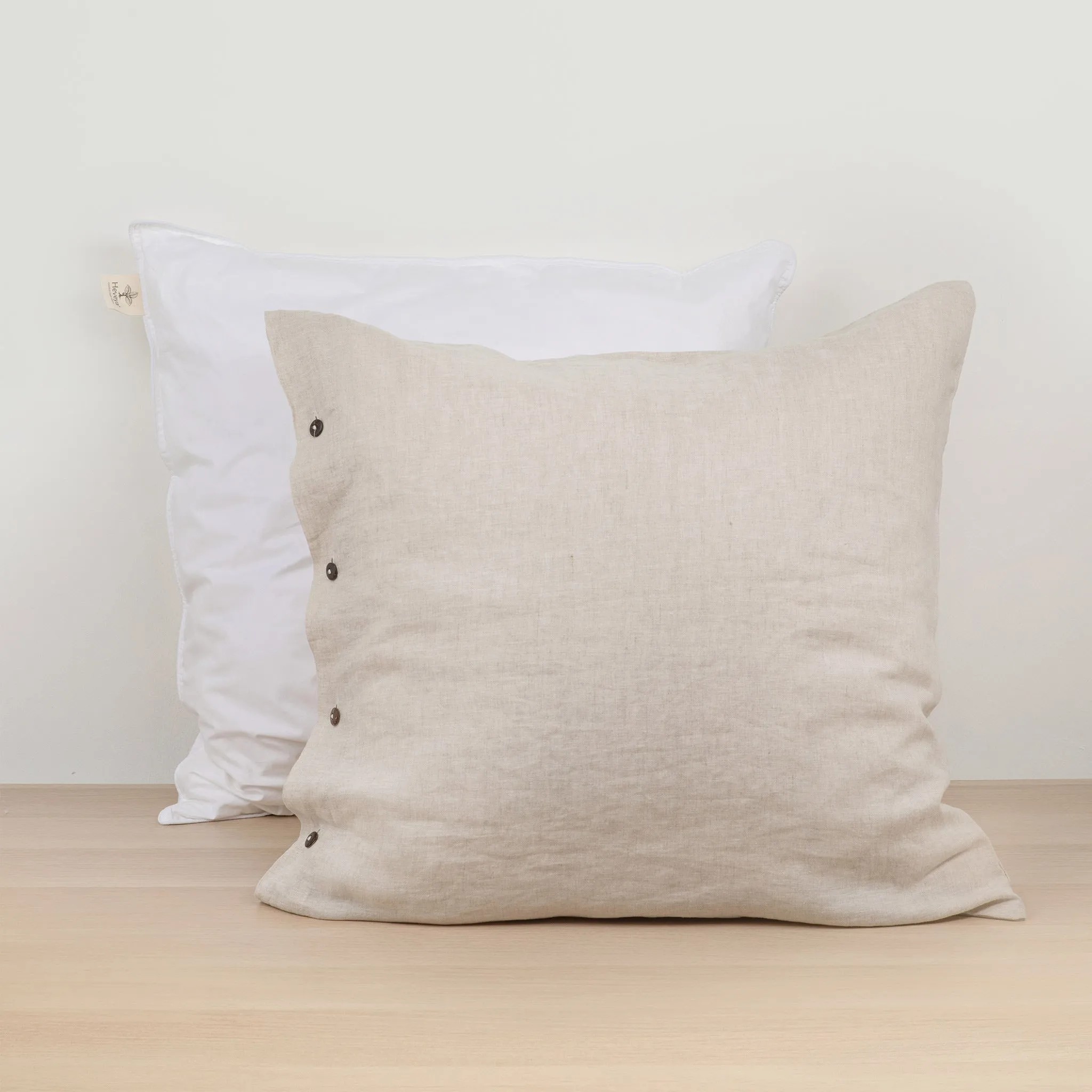 Heveya® Linen Throw Pillow Bundle