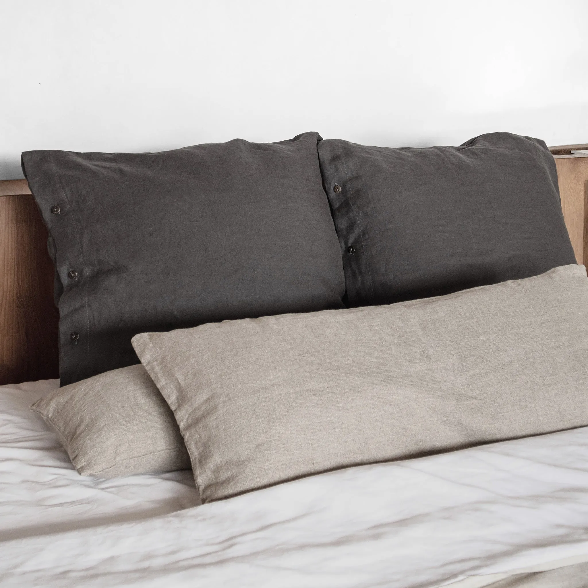 Heveya® Linen Throw Pillow Bundle