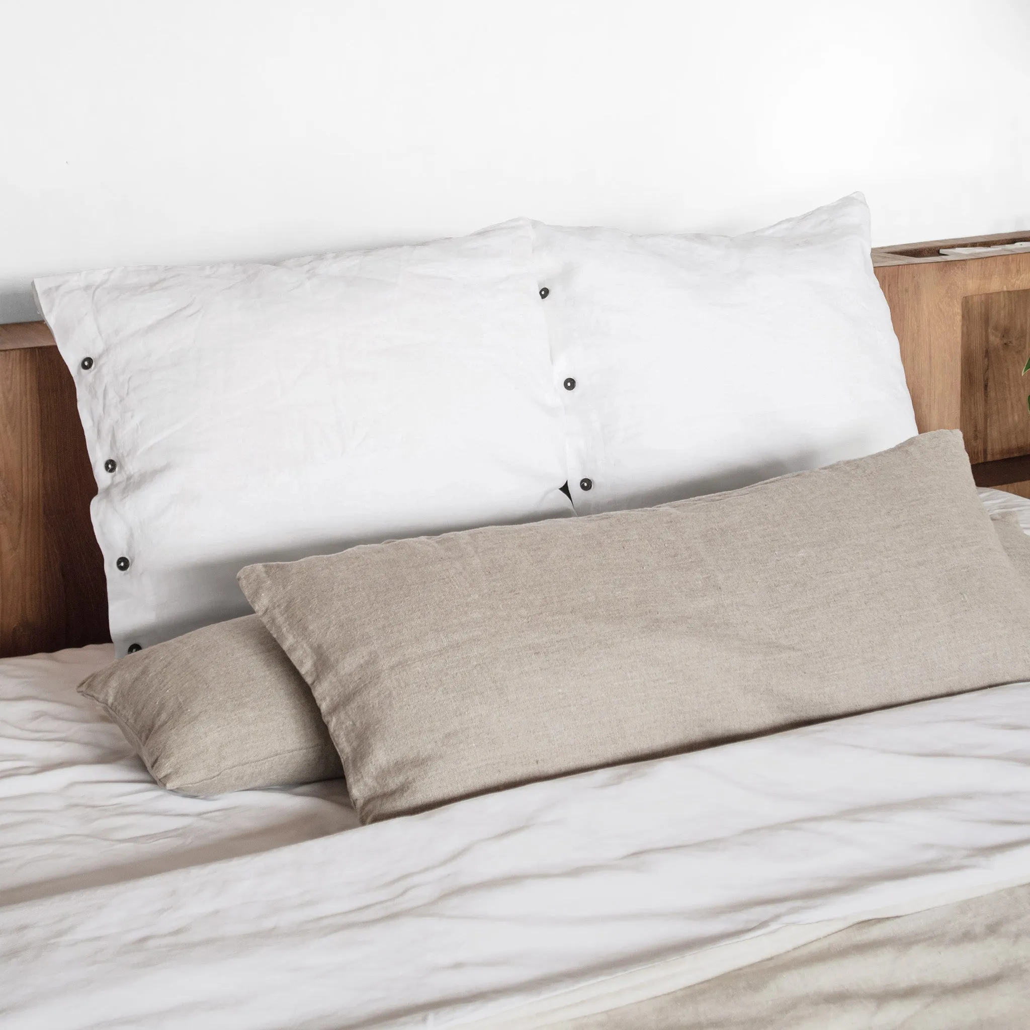 Heveya® Linen Throw Pillow Bundle