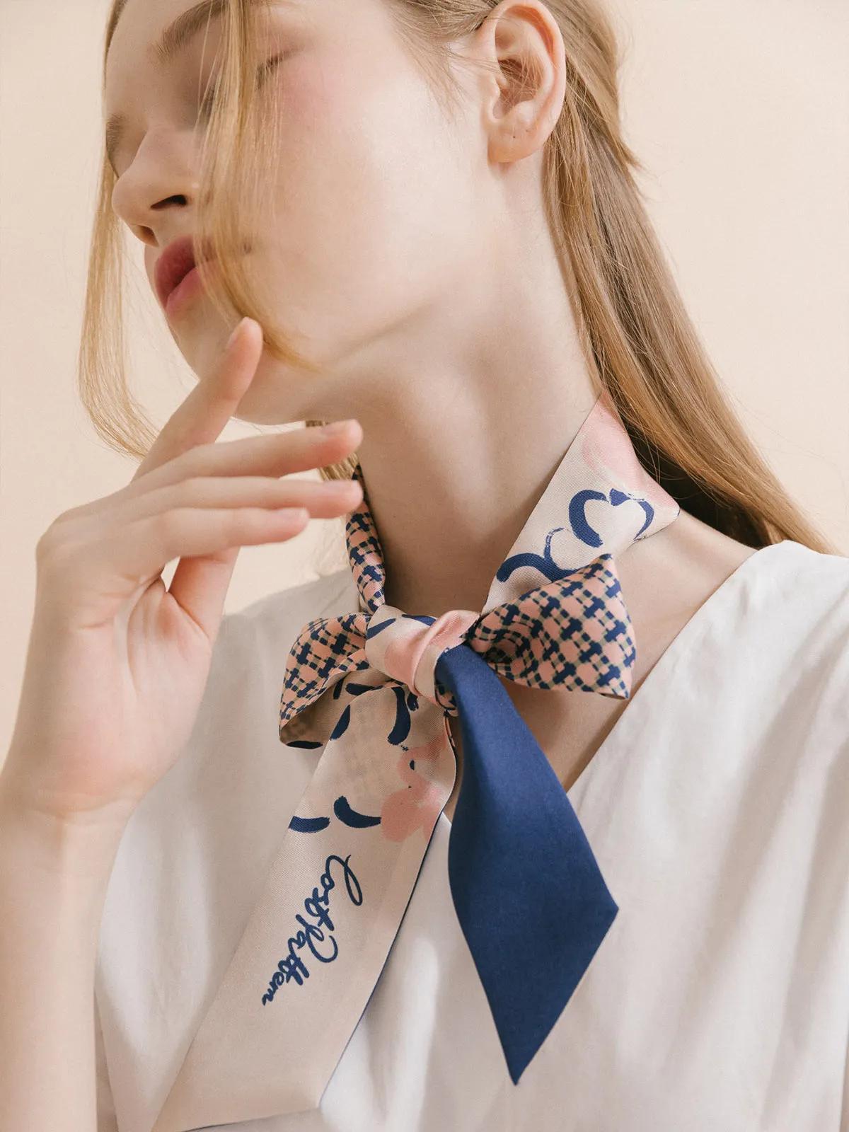 "Floral Houndstooth" Silk Skinny Scarf - Blue