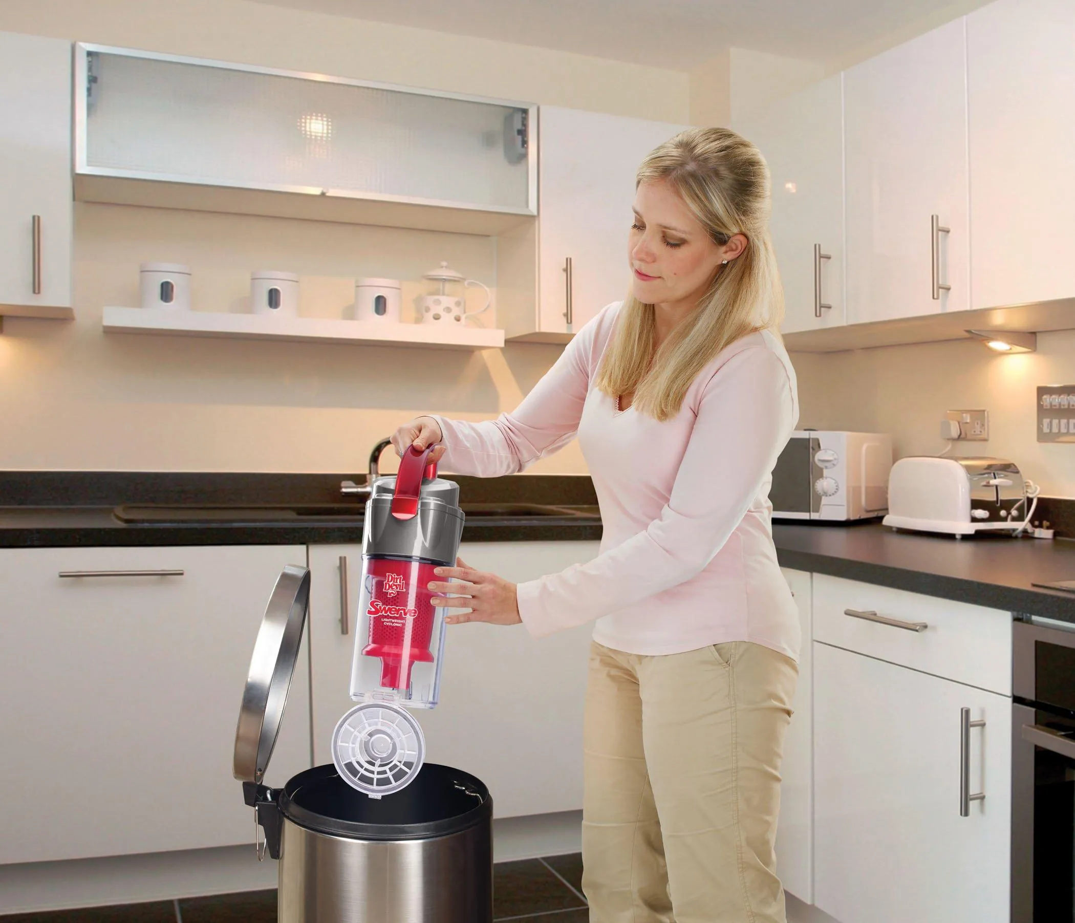 Swerve Lightweight Cyclonic Upright Vacuum